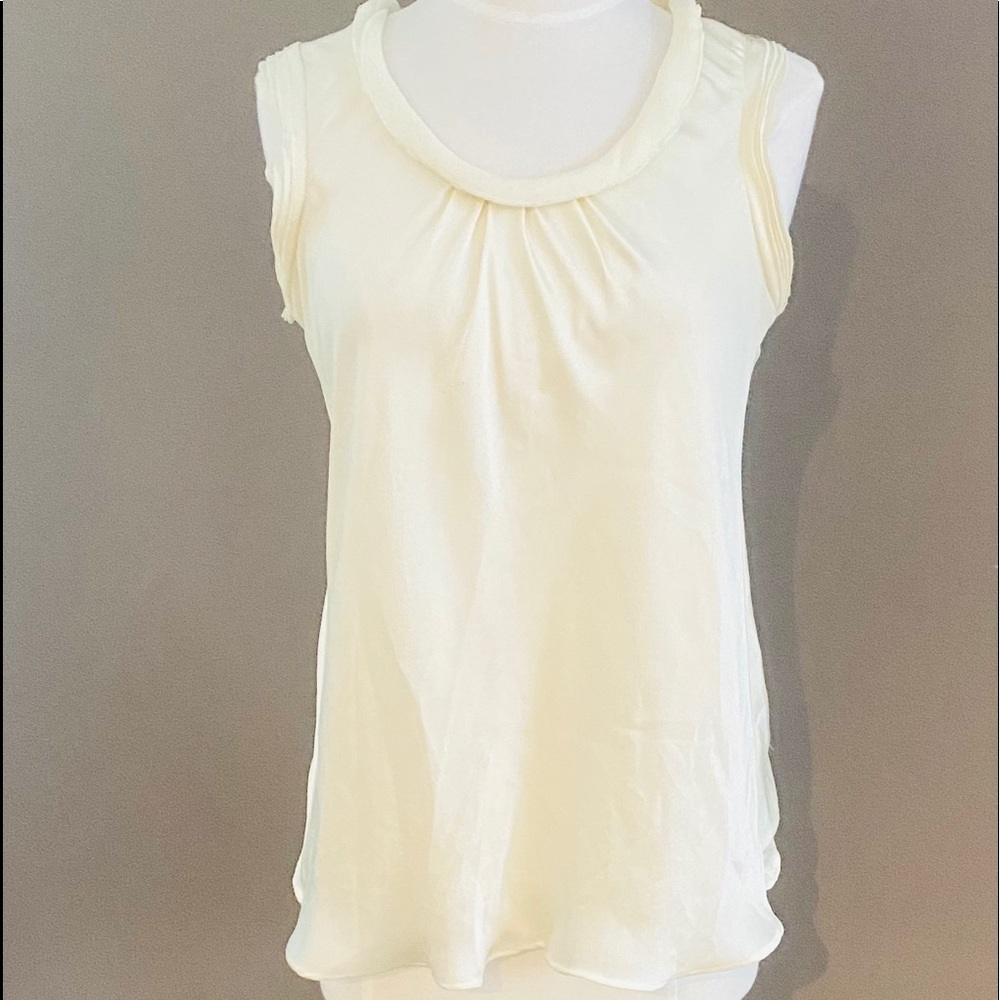 Cream Sleeveless Blouse By Spense Size M